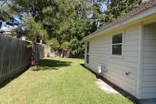236 Canterbury Dr, Conroe, TX 77303 - Photo 12