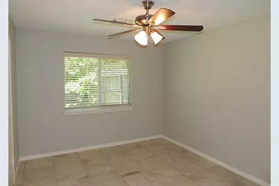 236 Canterbury Drive, Conroe, TX 77303 - Photo 8