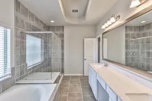 10828 S Brittmoore Oaks Pl, Houston, TX 77043 - Photo 18