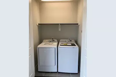 10828 S Brittmoore Oaks Place, Houston, TX 77043 - Photo 24