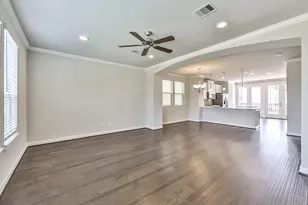 10828 S Brittmoore Oaks Pl, Houston, TX 77043 - Photo 6