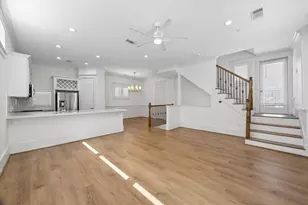 1130 W 23rd St, Houston, TX 77008 - Photo 2