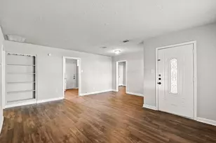 911 Patsy Dr, Baytown, TX 77520 - Photo 4