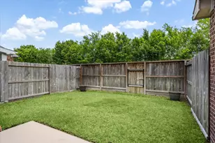 11014 Bakerwood Dr, Houston, TX 77064 - Photo 22