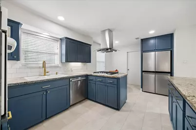 5706 Capello Drive, Houston, TX 77035 - Photo 10