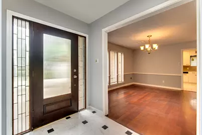3927 Pleasant Valley Drive, Missouri City, TX 77459 - Photo 6