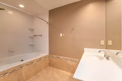 3927 Pleasant Valley Drive, Missouri City, TX 77459 - Photo 32