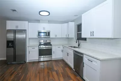 204 E 18th Street, Georgetown, TX 78626 - Photo 12