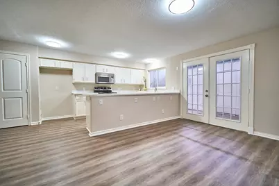 10818 Briar Forest Drive #34, Houston, TX 77042 - Photo 4