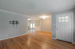 6231 Wynnwood Ln, Houston, TX 77008 - Photo 4