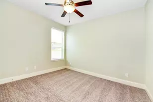 137 Skybranch Dr, Conroe, TX 77304 - Photo 20