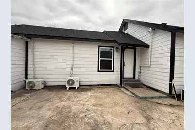 2909 King Street #UNIT C, Houston, TX 77026 - Photo 2