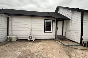 2909 King St, Houston, TX 77026 - Photo 2