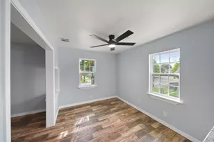 2222 44th St, Galveston, TX 77550 - Photo 10