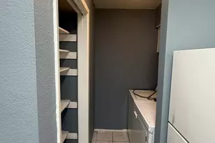10603 S Wilcrest Dr, Houston, TX 77099 - Photo 8