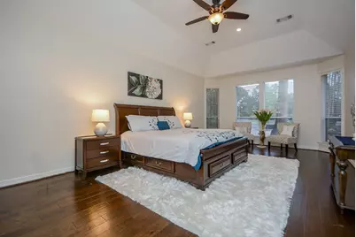 70 N Skyflower Court, The Woodlands, TX 77381 - Photo 28