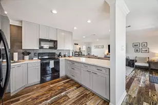 21815 Deaf P Smith Dr, Galveston, TX 77554 - Photo 12