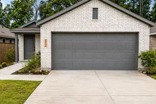 22724 Hackberry Leaf Dr, New Caney, TX 77357 - Photo 2