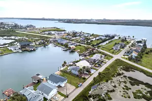 906 91st St, Galveston, TX 77554 - Photo 46