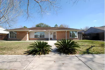 10615 Atwell Drive, Houston, TX 77096 - Photo 2