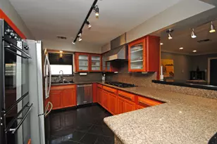 10615 Atwell Dr, Houston, TX 77096 - Photo 34