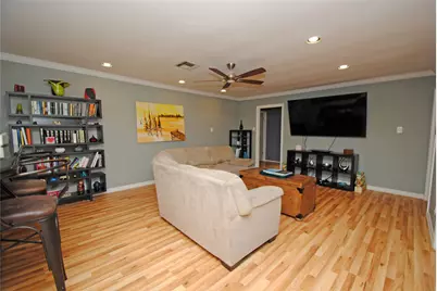 10615 Atwell Drive, Houston, TX 77096 - Photo 8