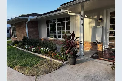 10615 Atwell Drive, Houston, TX 77096 - Photo 6