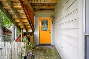 107 Harbour Town Ln, Conroe, TX 77356 - Photo 4