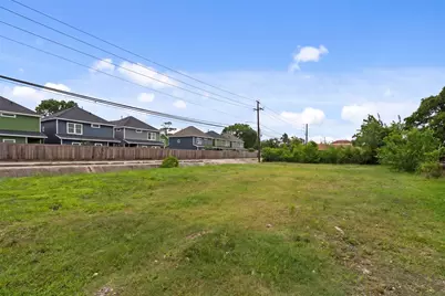 8170 Homewood Lane, Houston, TX 77028 - Photo 4
