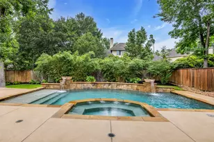 107 N Almondell Cir, The Woodlands, TX 77354 - Photo 40