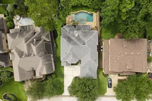 107 N Almondell Cir, The Woodlands, TX 77354 - Photo 4