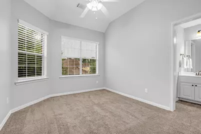 107 N Almondell Circle, The Woodlands, TX 77354 - Photo 32