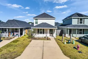 16955 Marie Vlg Dr, Conroe, TX 77306 - Photo 2