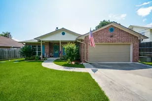 200 Little Dove, Livingston, UT 77351 - Photo 1