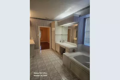 4914 Plantation Colony Drive, Sugar Land, TX 77478 - Photo 8