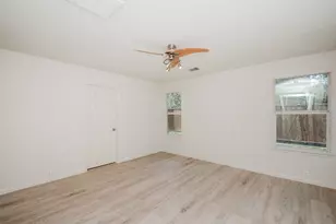 4707 Markham Woods Ct, Houston, TX 77345 - Photo 18
