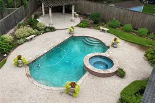 5611 Portal Dr, Houston, TX 77096 - Photo 42