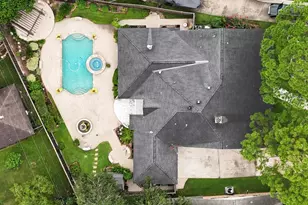 5611 Portal Dr, Houston, TX 77096 - Photo 1