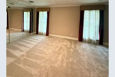 5611 Portal Drive, Houston, TX 77096 - Photo 32