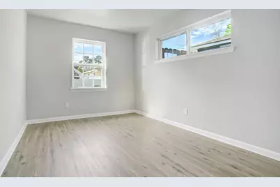 5123 Peachtree Street #1/2, Houston, TX 77016 - Photo 8