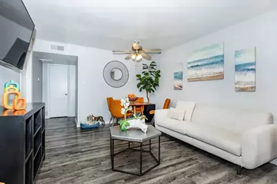 4400 Memorial Drive #8-1036, Houston, TX 77007 - Photo 16