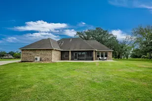 544 Wagon Wheel Trail, Angleton, TX 77515 - Photo 30