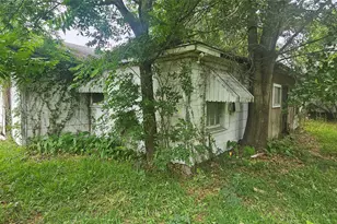 4838 Marietta Ln, Houston, TX 77021 - Photo 2