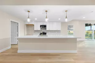 1328 Greenbriar Dr, Huntsville, TX 77340 - Photo 14