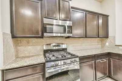 8802 Adrienne, Tomball, TX 77375 - Photo 14
