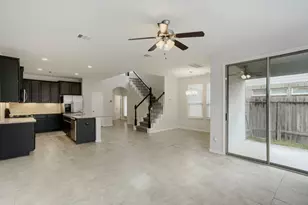 3310 Rainflower Springs Ln, Rosenberg, TX 77471 - Photo 8