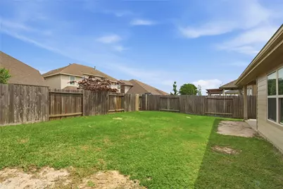 12910 Taper Reach Drive, Tomball, TX 77377 - Photo 16
