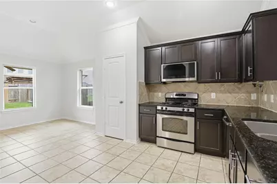 12910 Taper Reach Drive, Tomball, TX 77377 - Photo 4