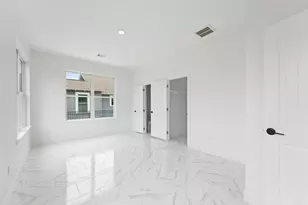 225 Royder St, Houston, TX 77009 - Photo 10