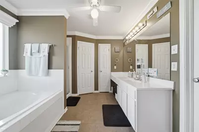 6619 Romsley Lane, Houston, TX 77049 - Photo 16